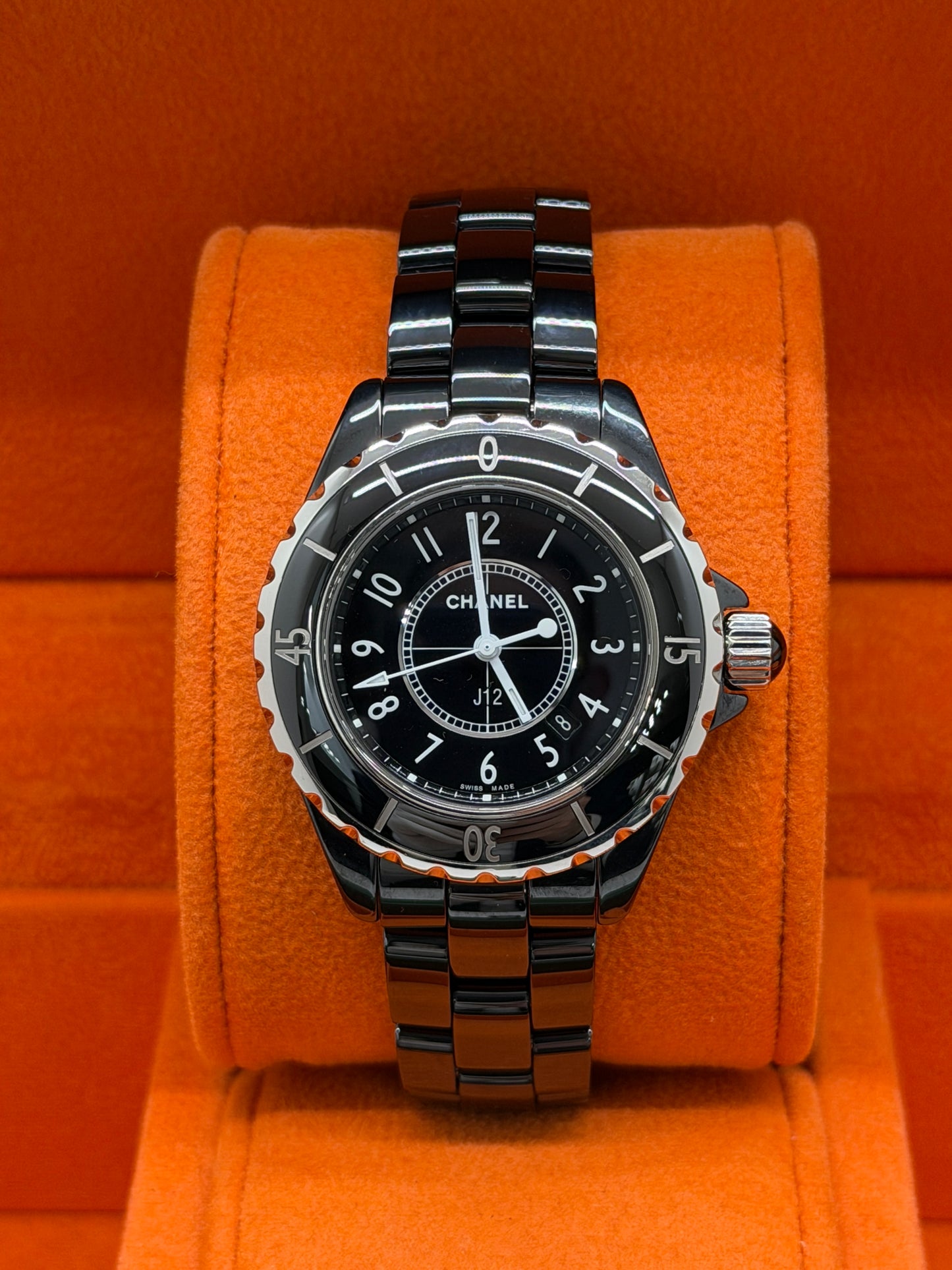 Chanel J12 34mm - Black Ceramic - Ref.H0682 - Quartz