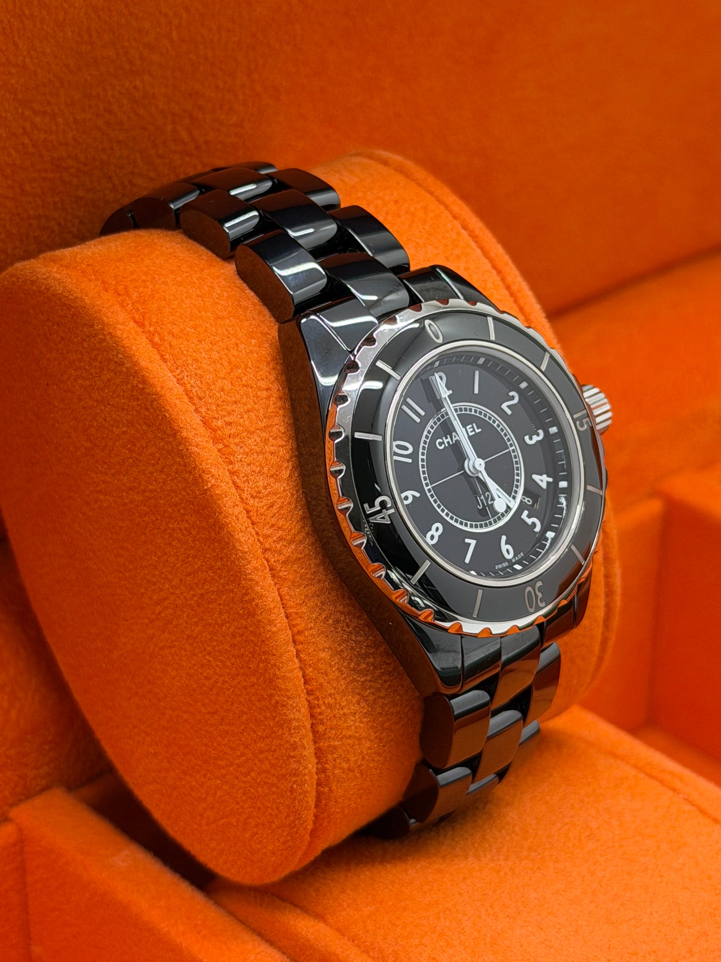 Chanel J12 34mm - Black Ceramic - Ref.H0682 - Quartz