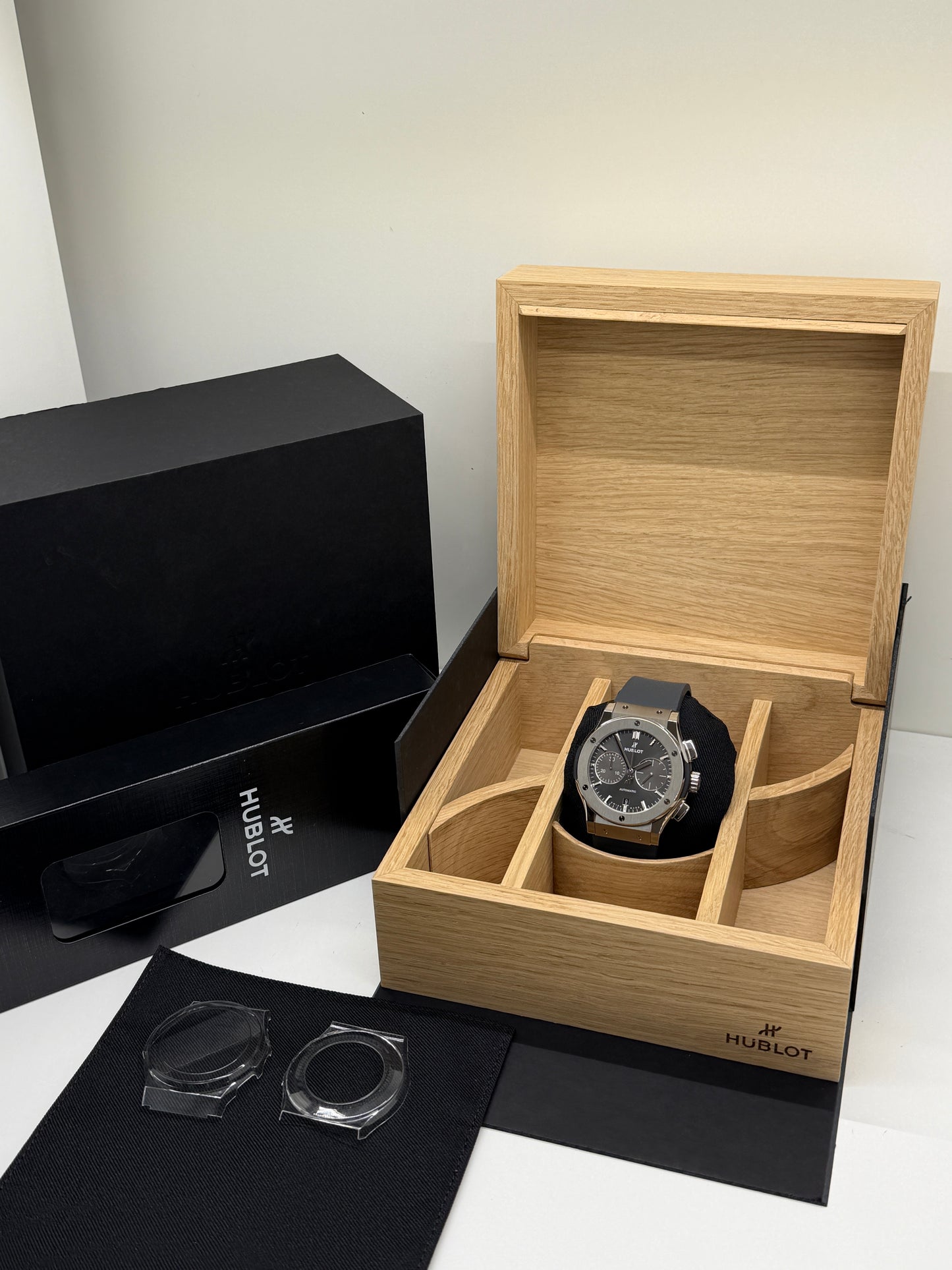 Hublot Classic Fusion Racing Grey Black - Black Dial - 45mm - Titanium - Ref 521.NX.7071.RX - New 2026