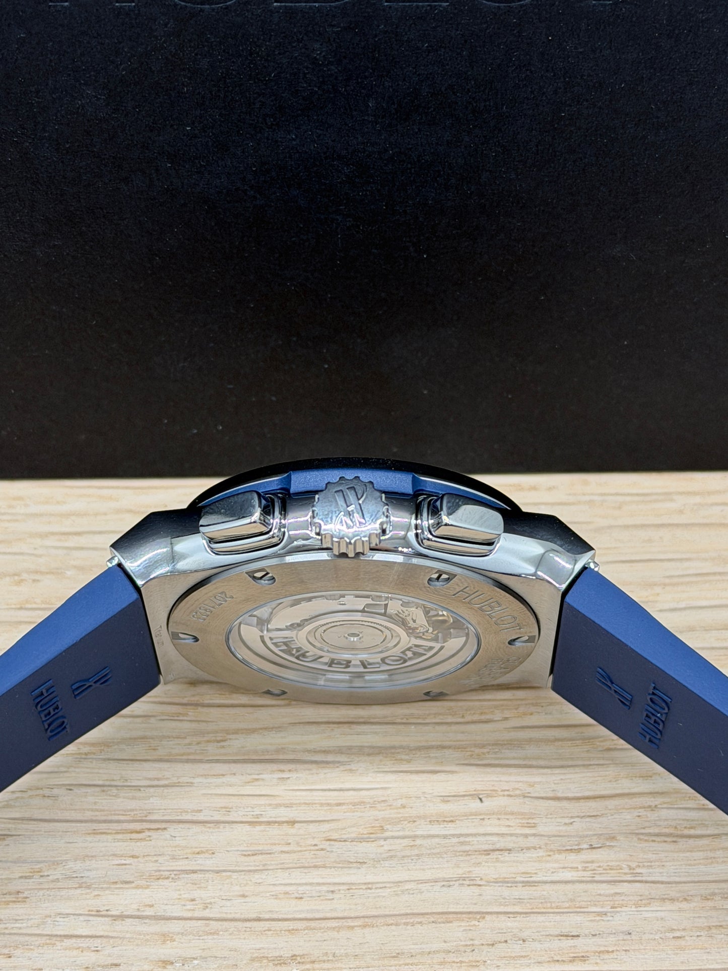 Hublot Classic Fusion Blue Titanium - Blue Dial - 45mm - Ref. 521.NX.7170.RX - New 2026