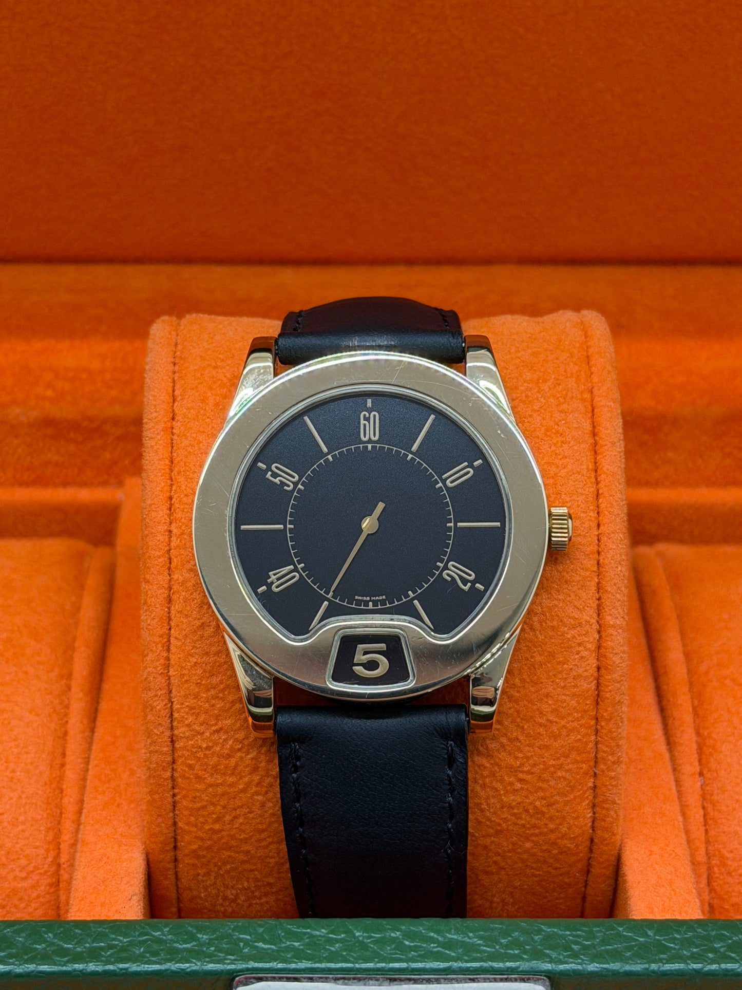 Gianni Bulgari Jumping Hour 35mm - 18Kt Yellow Gold