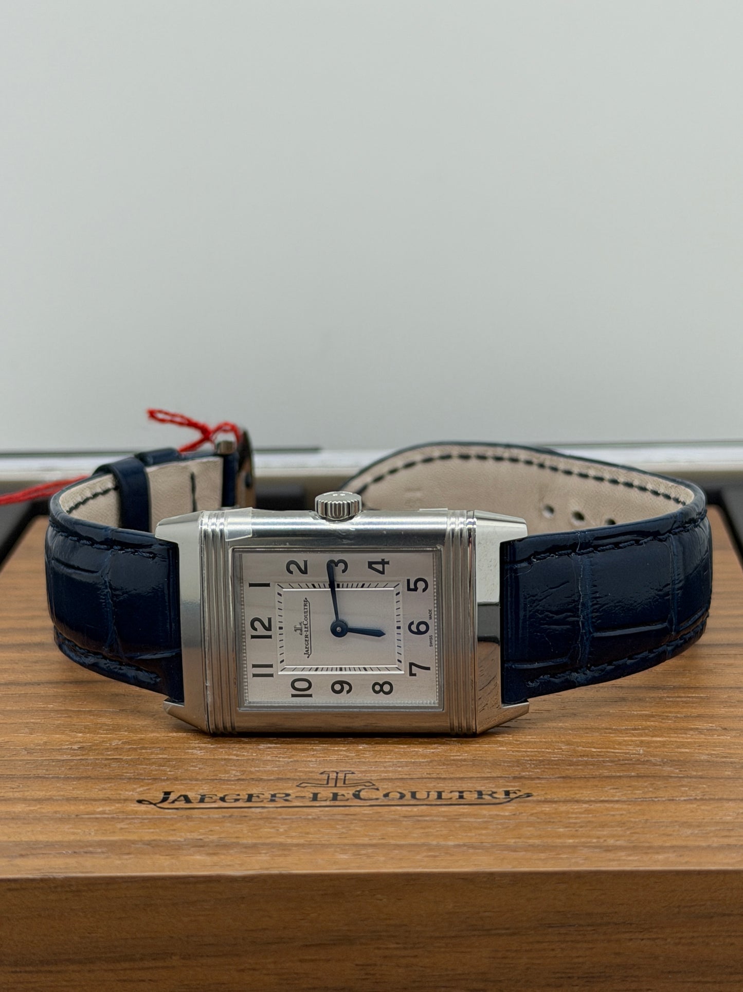 Jaeger-LeCoultre Reverso Classique Classic Medium Thin - New 2026