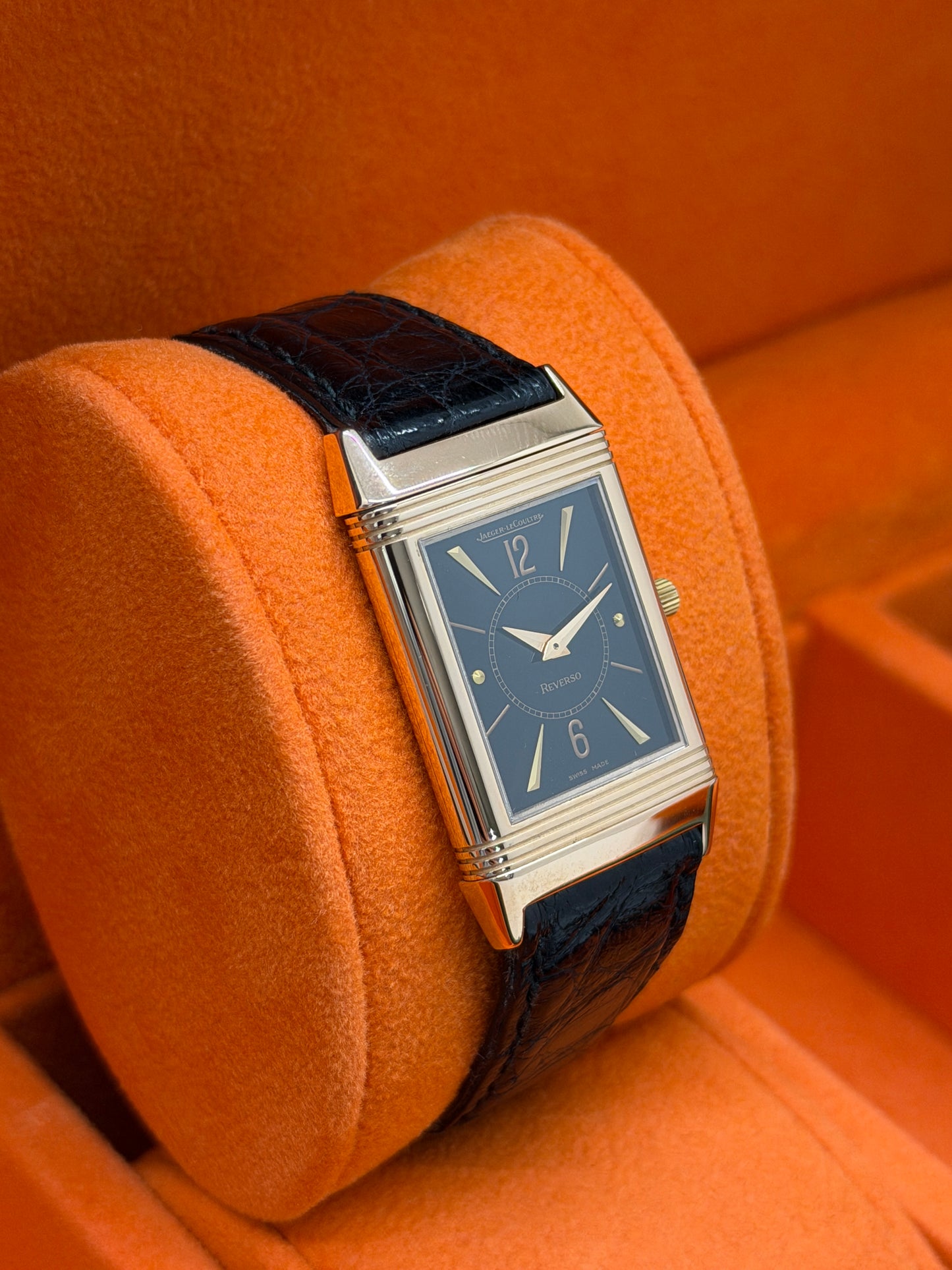 Jaeger-LeCoultre Reverso Classique - Classic Medium Monoface "Tribute" - Black Dial - 18kt Rose Gold - Ref 250.2.86