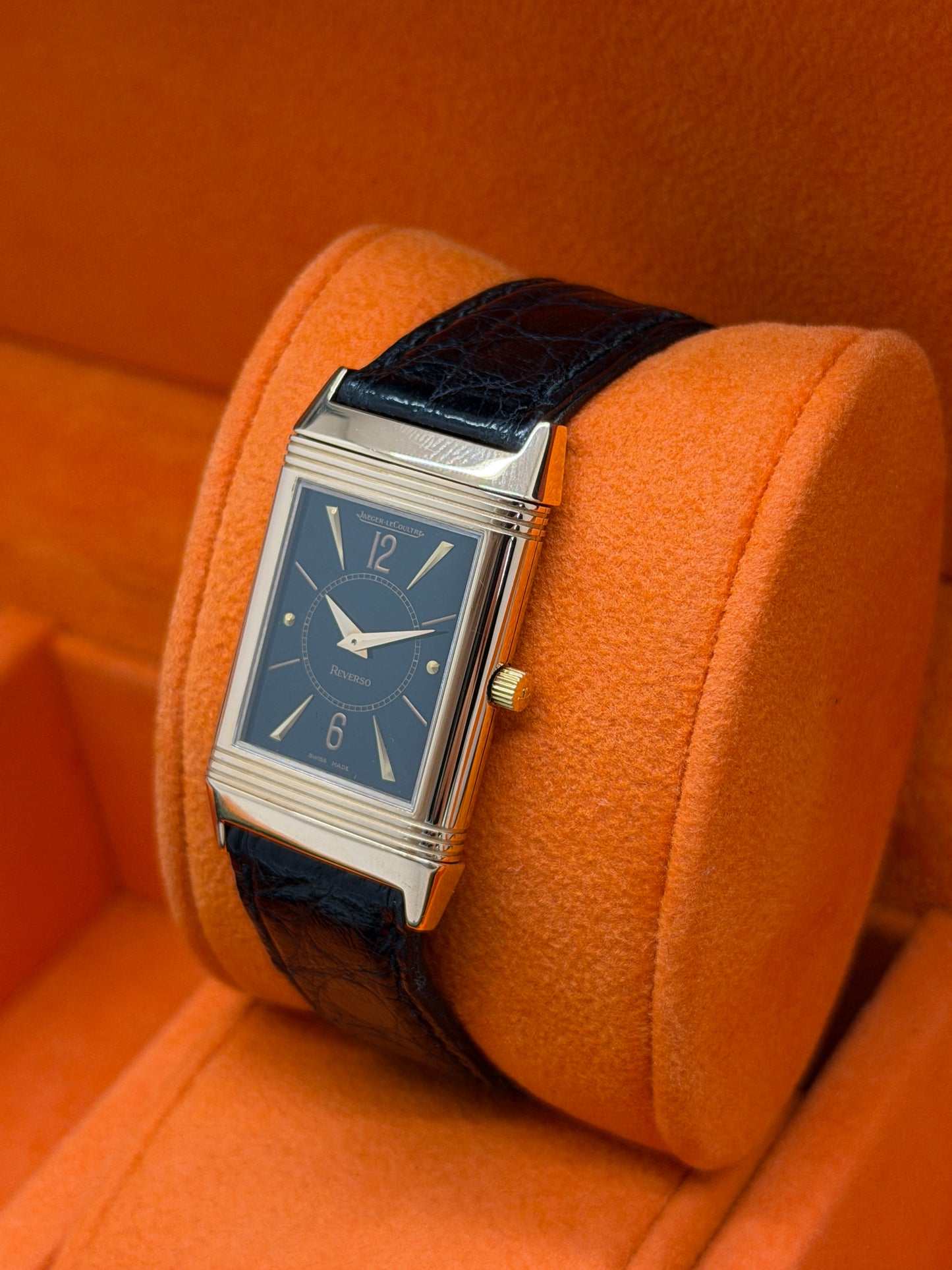 Jaeger-LeCoultre Reverso Classique - Classic Medium Monoface "Tribute" - Black Dial - 18kt Rose Gold - Ref 250.2.86