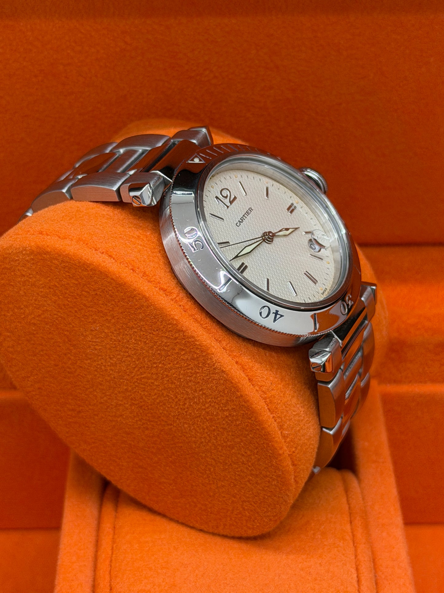 Cartier Pasha 38mm - White Dial - Automatic - Year 1997 Ref 1040