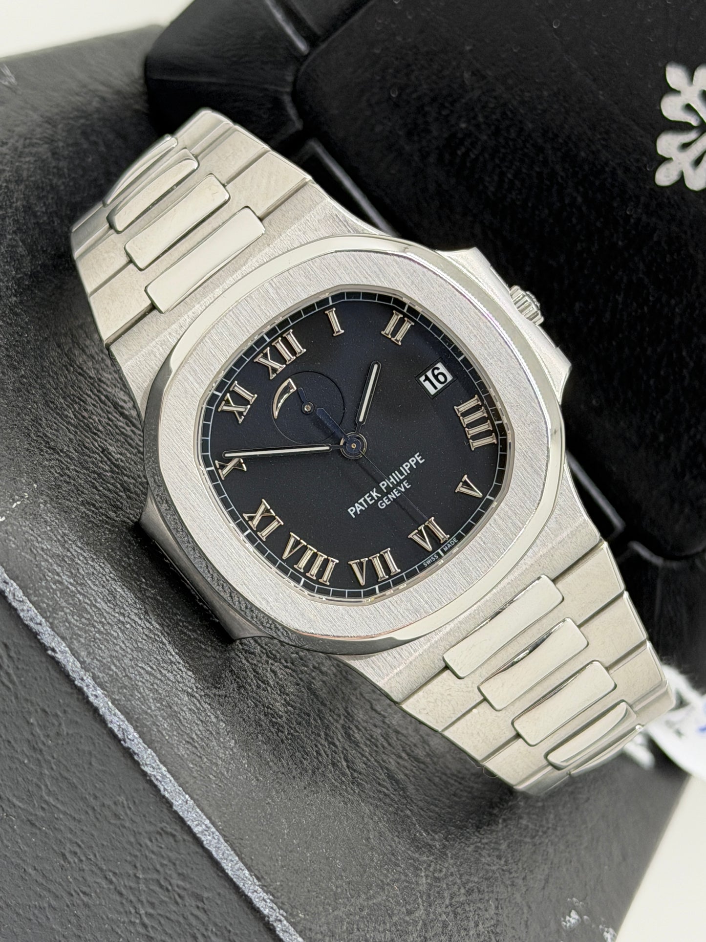 Patek Philippe Nautilus Ref 3710/1A-001 - Year 2005 Perfect Condition