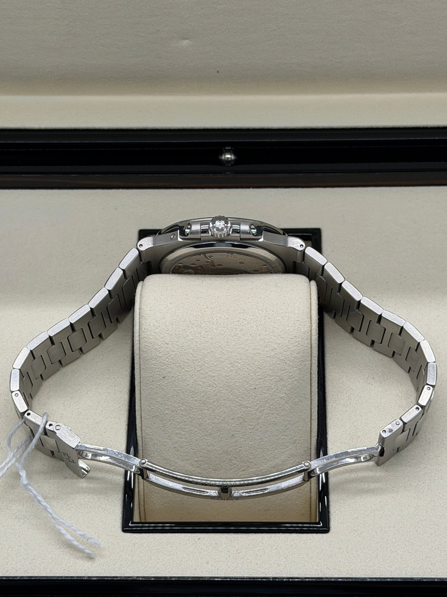 Patek Philippe Nautilus Blue dial - Ref 5712/1A-001 Year 2013