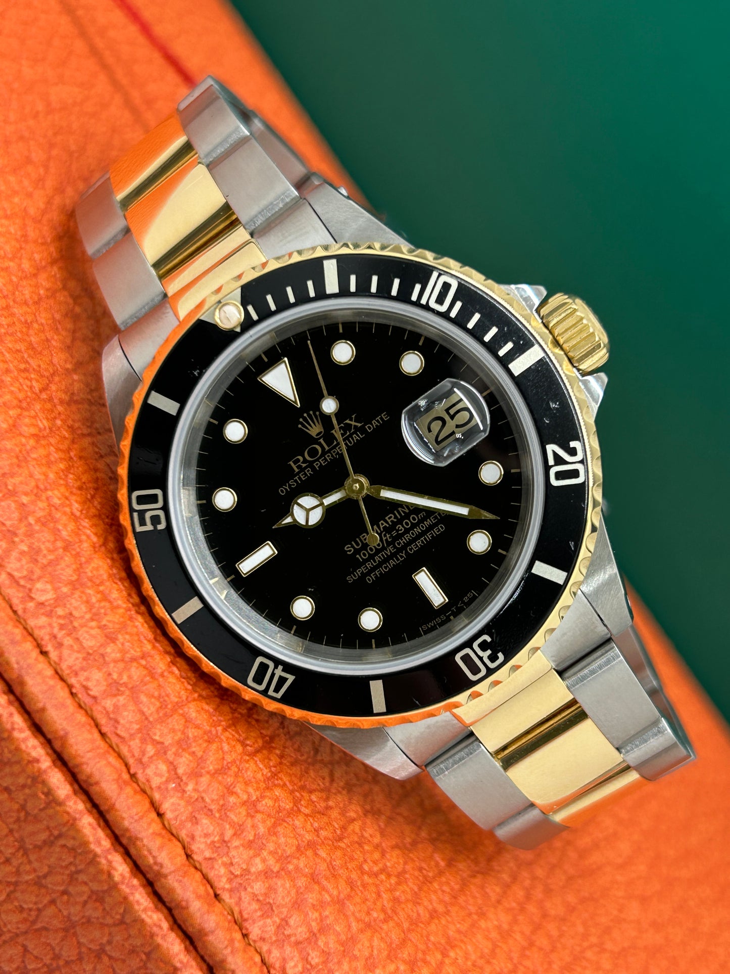 Rolex Submariner Date - Black Dial - 18Kt Yellow Gold& Steel - Ref 16613 - Year 1993