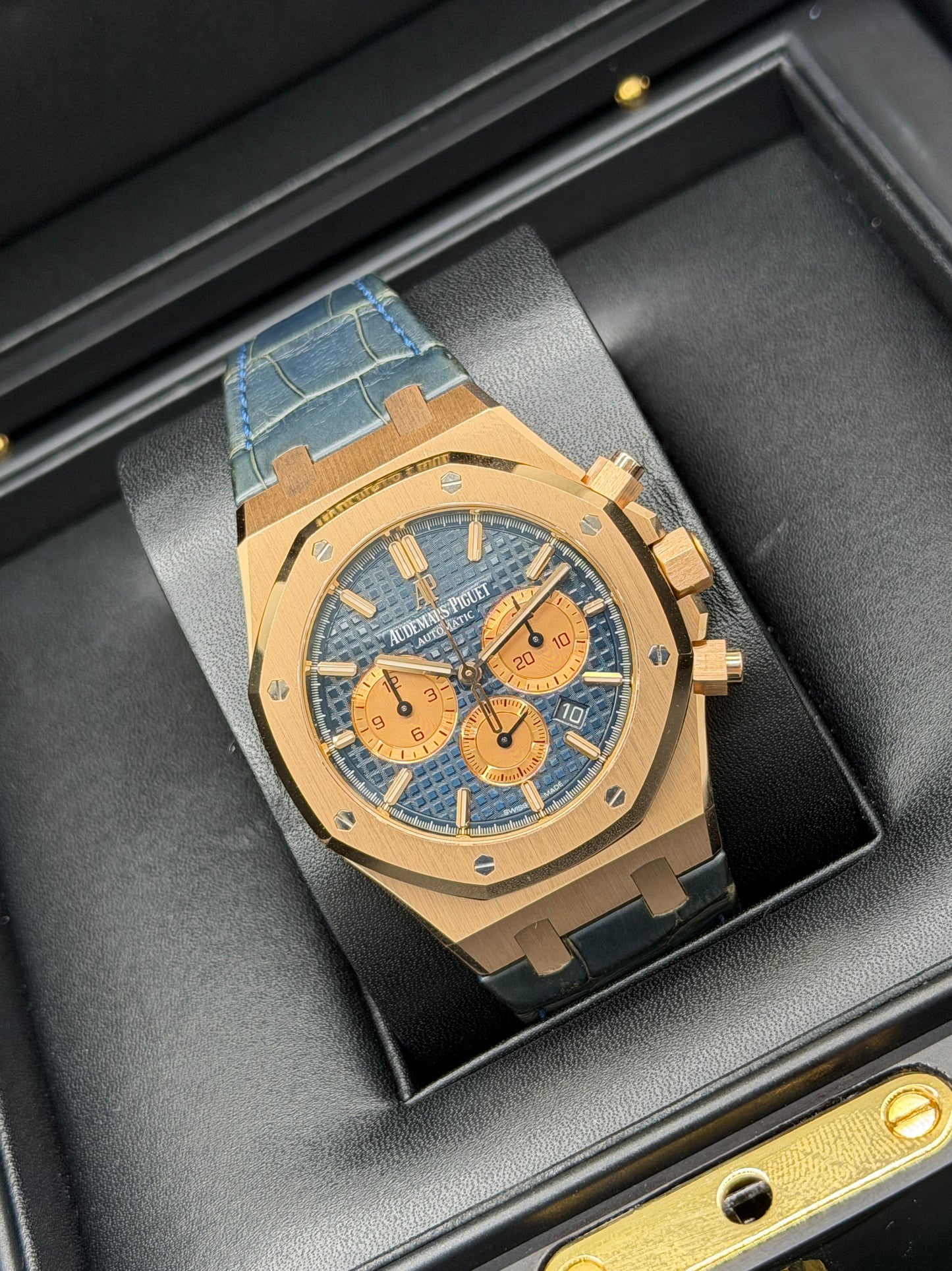 Audemars Piguet Royal Oak Chronograph 41mm - Rose Gold - Blue Dial Ref 26331OR.OO.D315CR.01