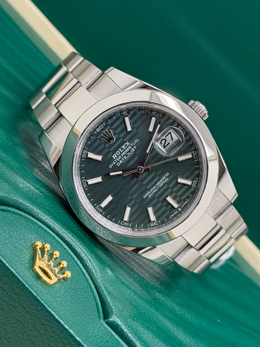 Rolex Datejust 41 -  Green Fluted Motif Dial - Ref 126300 - Year 2023