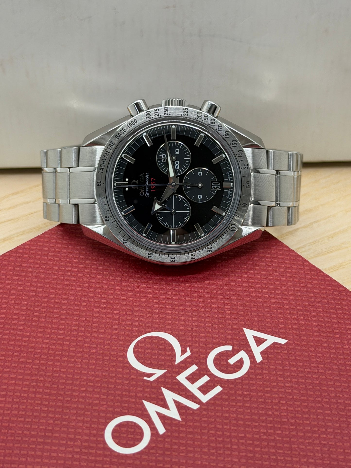 Omega Speedmaster Broad Arrow 1957 - Co - Axial Ref 321.10.42.50.01.001 - Year 2008
