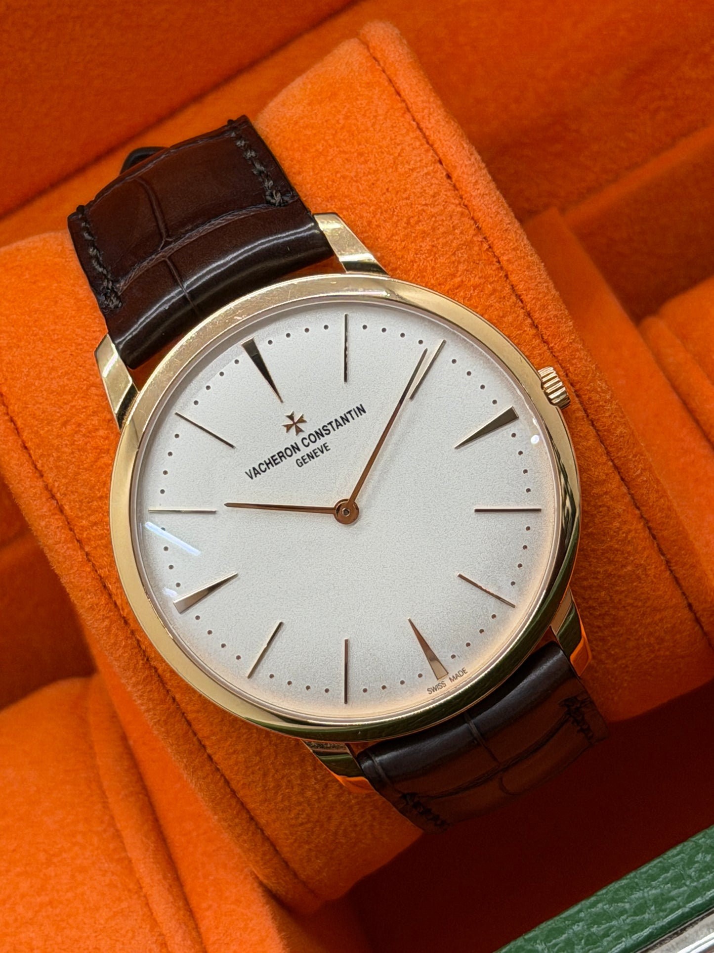 Vacheron Constantin Patrimony 40mm - Rose Gold - White Dial Ref 81180/000R-9159
