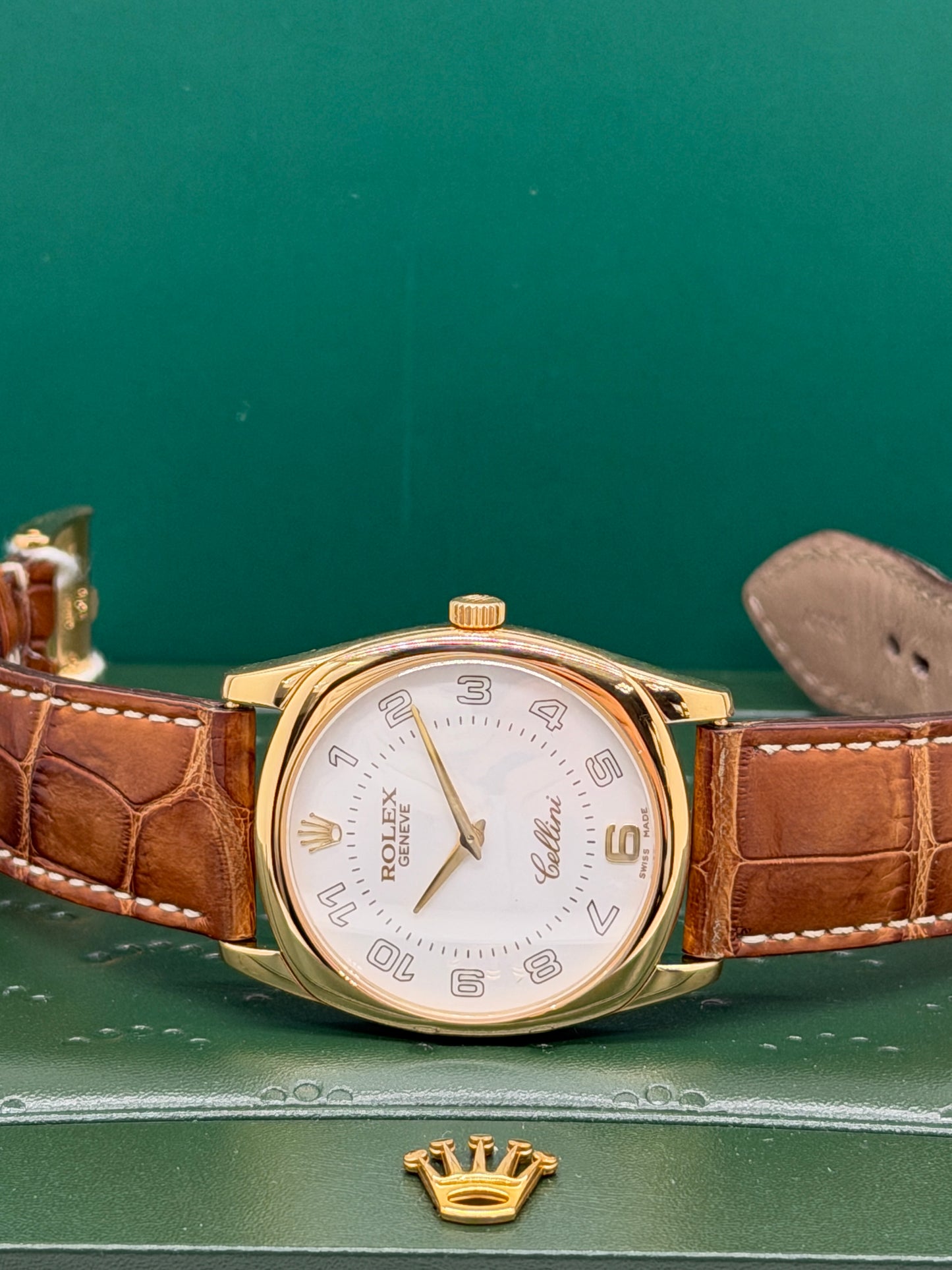 Rolex Cellini Danaos 33mm - Yellow Gold Ref 4233