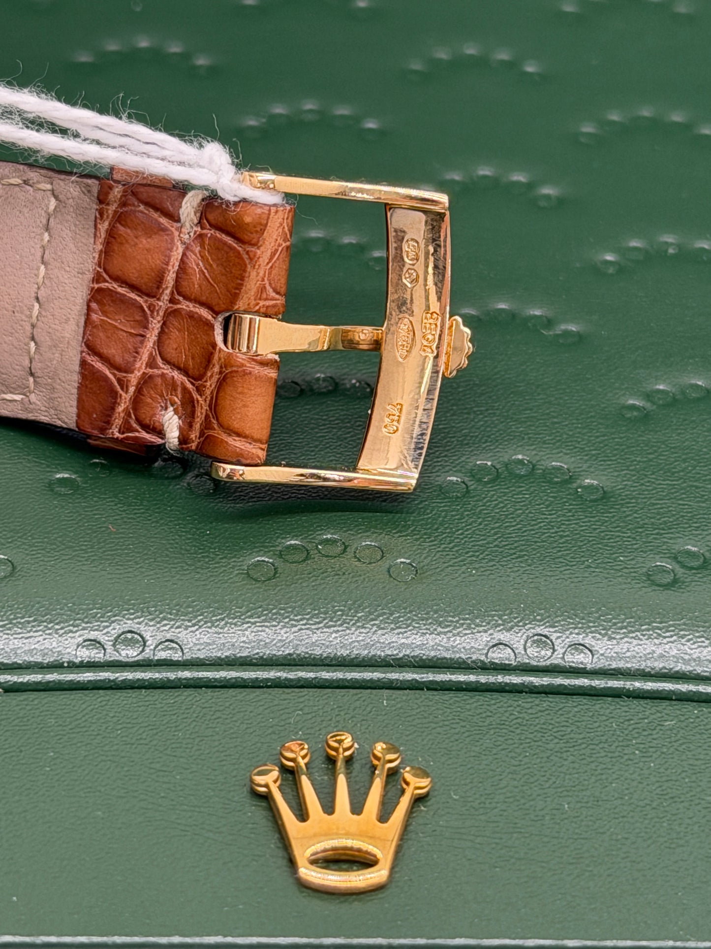 Rolex Cellini Danaos 33mm - Yellow Gold Ref 4233