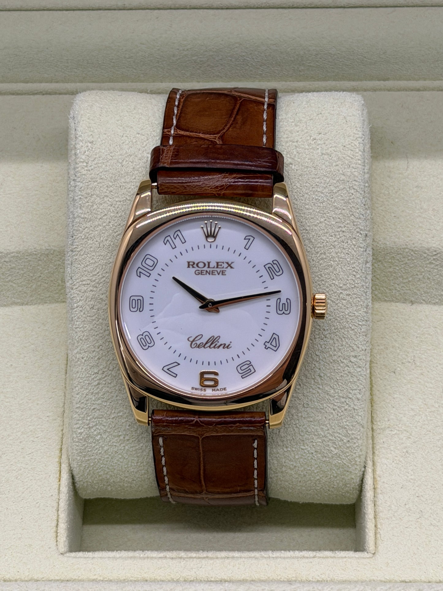 Rolex Cellini Danaos 33mm - Yellow Gold Ref 4233