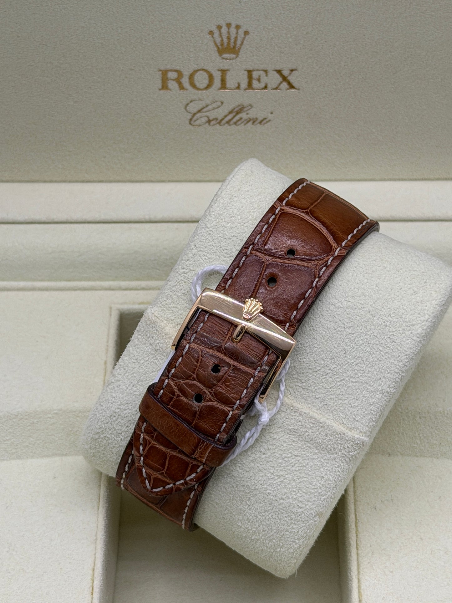 Rolex Cellini Danaos 33mm - Yellow Gold Ref 4233