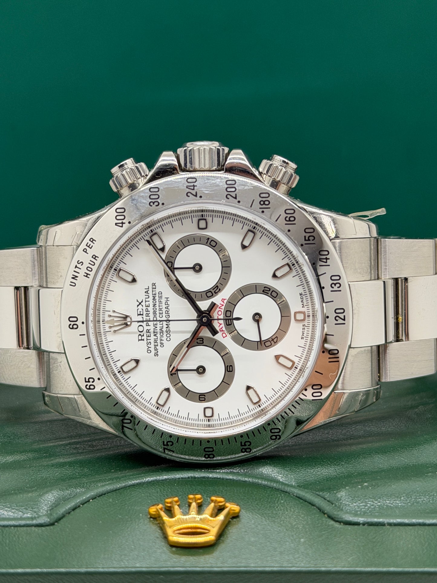 Rolex Daytona Cream Dial - P26 Serial - Ref 116520 NOS - Year 2001 (Partially Stickers)