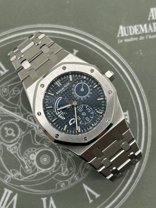 Audemars Piguet - Royal Oak Dual Time 39mm - Blue Dial - Ref 26124ST.OO.D018CR.01- AP Bracelet - Year 2016