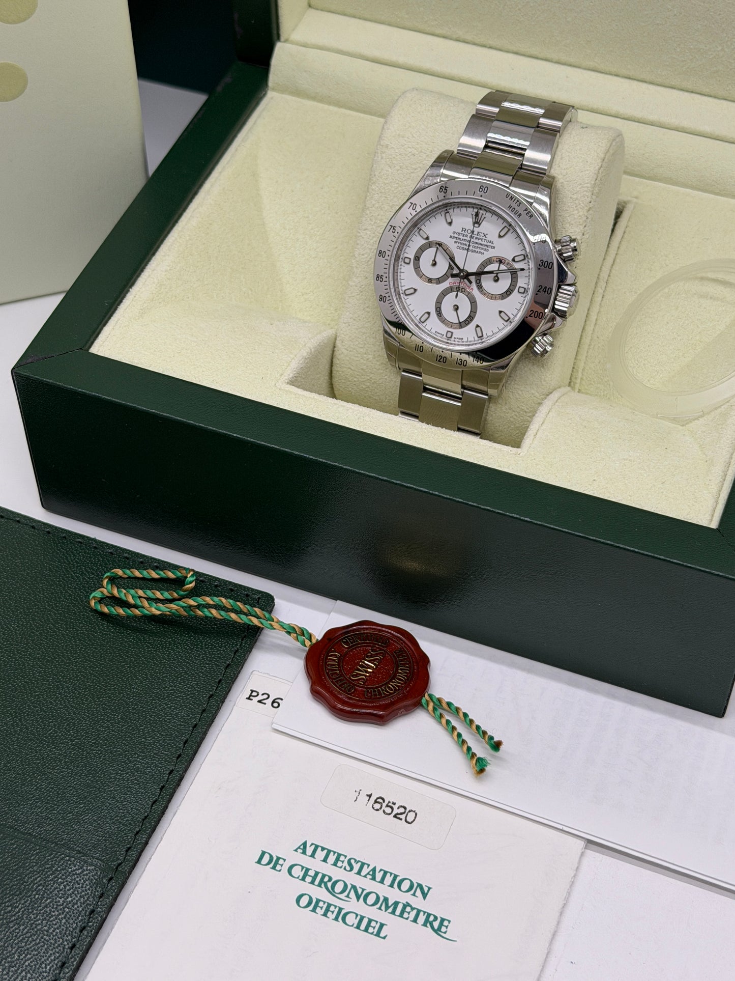 Rolex Daytona Cream Dial - P26 Serial - Ref 116520 NOS - Year 2001 (Partially Stickers)