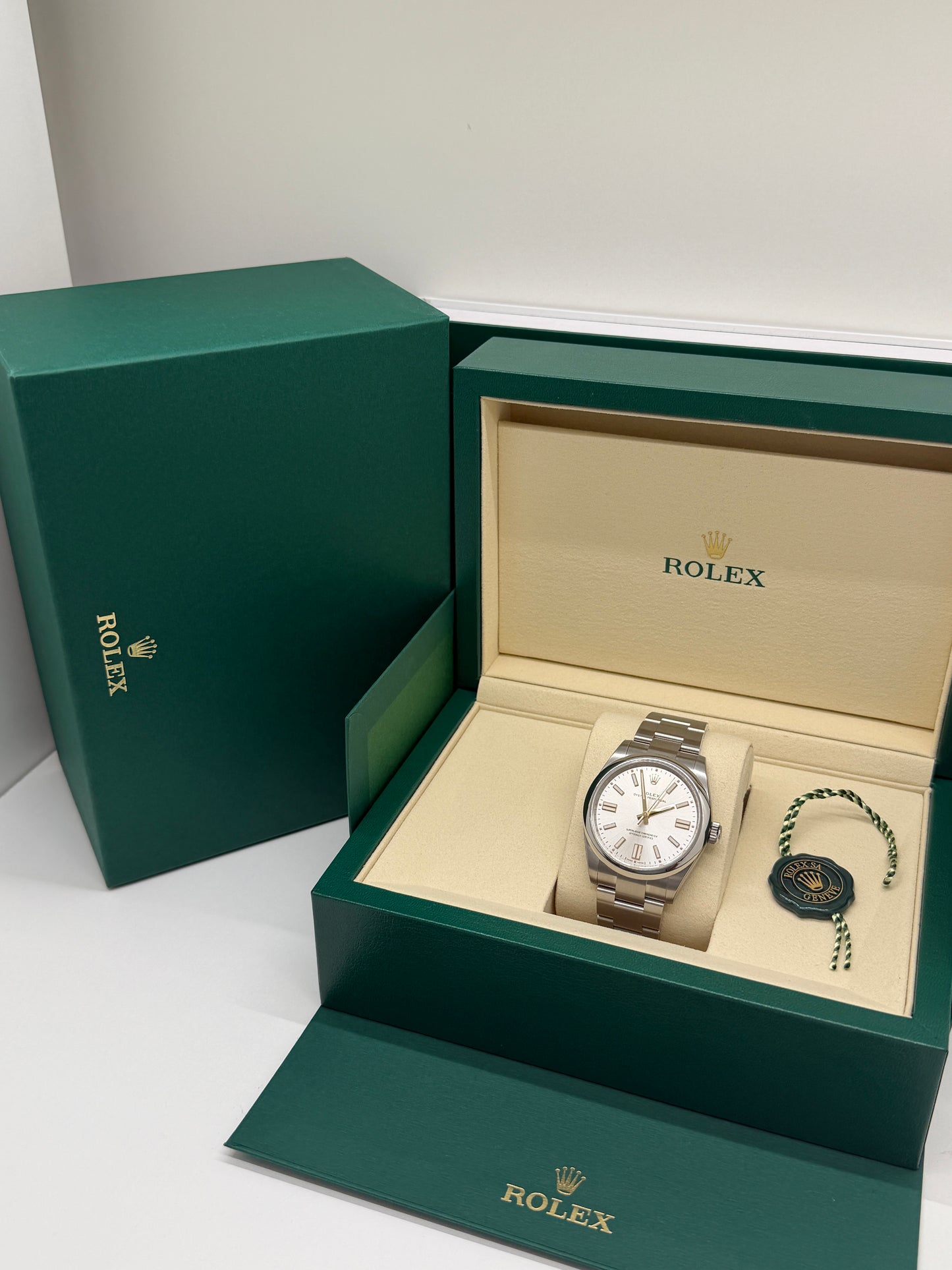 Rolex Oyster Perpetual 41 Silver Dial - New 2026 - Partially Stickers Ref 134300
