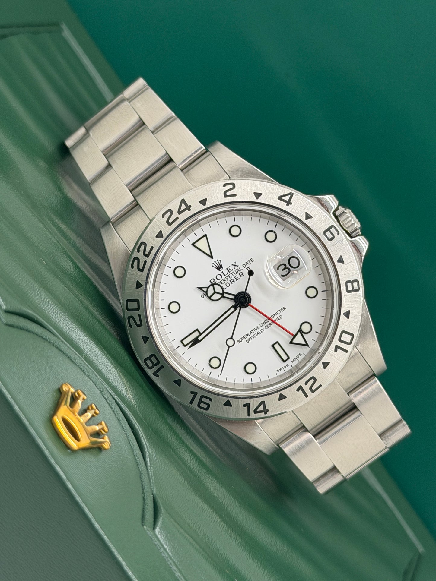 Rolex Explorer II Polar White - Year 2006 Ref 16570