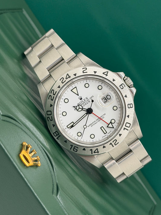 Rolex Explorer II Polar White - Year 2006 Ref 16570