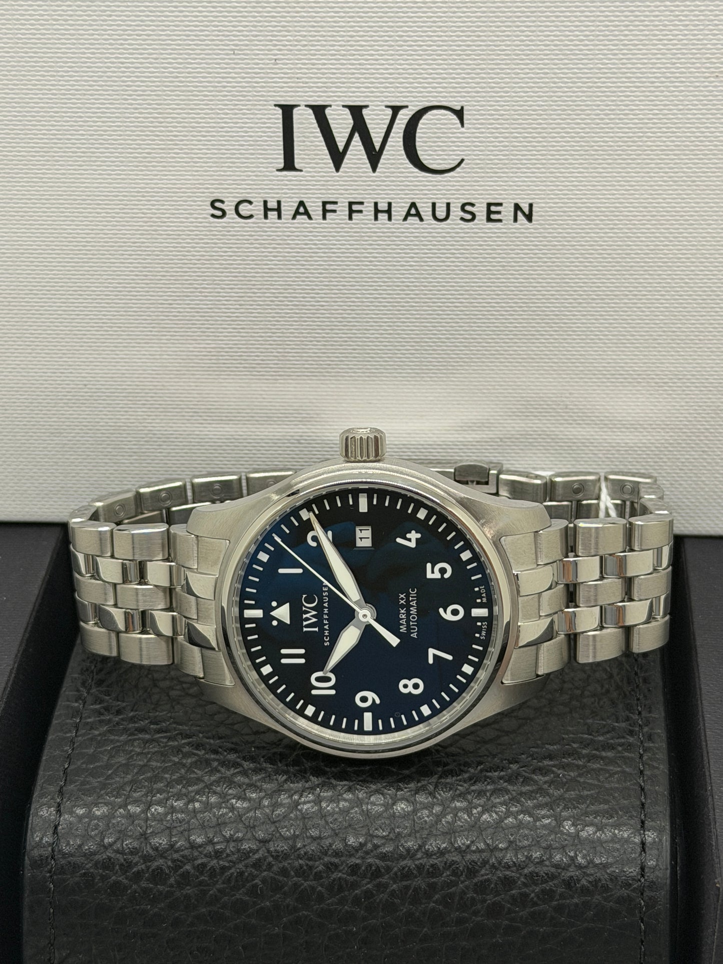 IWC Pilot Mark Pilot's Watch Mark XX - 40mm - Black Dial New Dec 2025 - Ref IW328202