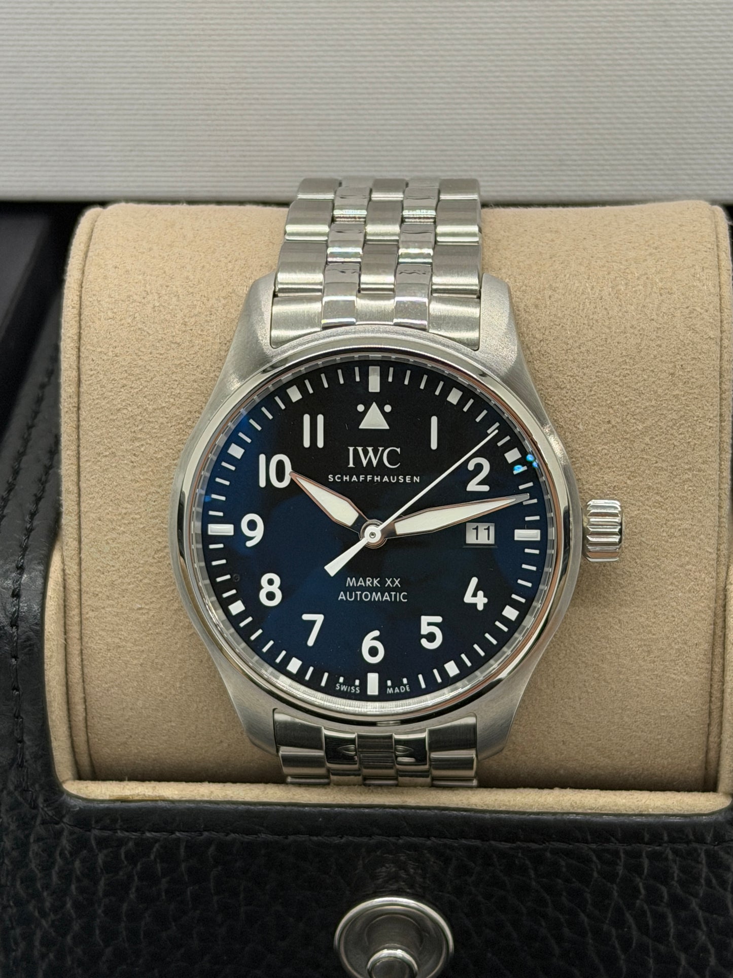 IWC Pilot Mark Pilot's Watch Mark XX - 40mm - Black Dial New Dec 2025 - Ref IW328202