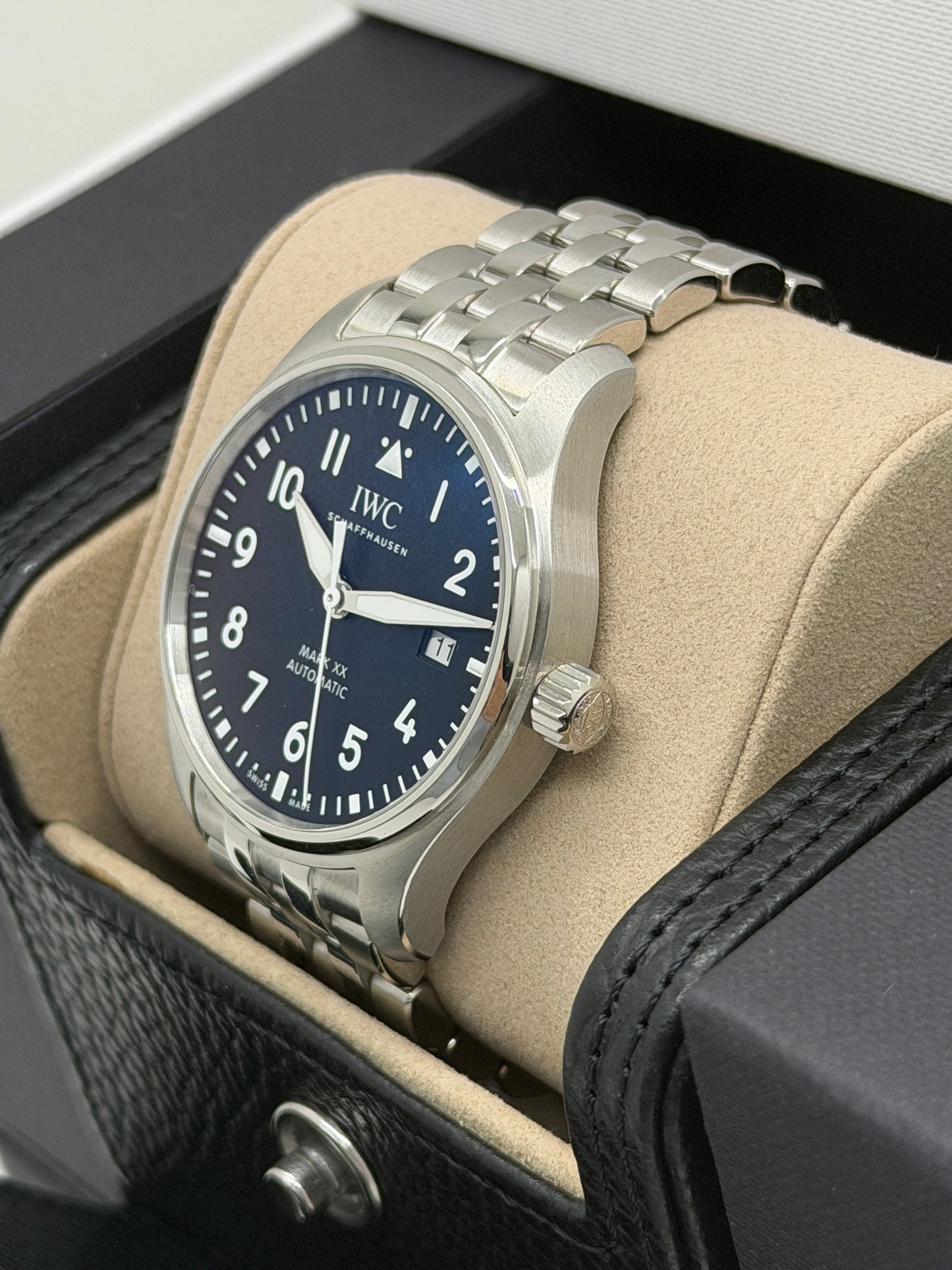IWC Pilot Mark Pilot's Watch Mark XX - 40mm - Black Dial New Dec 2025 - Ref IW328202