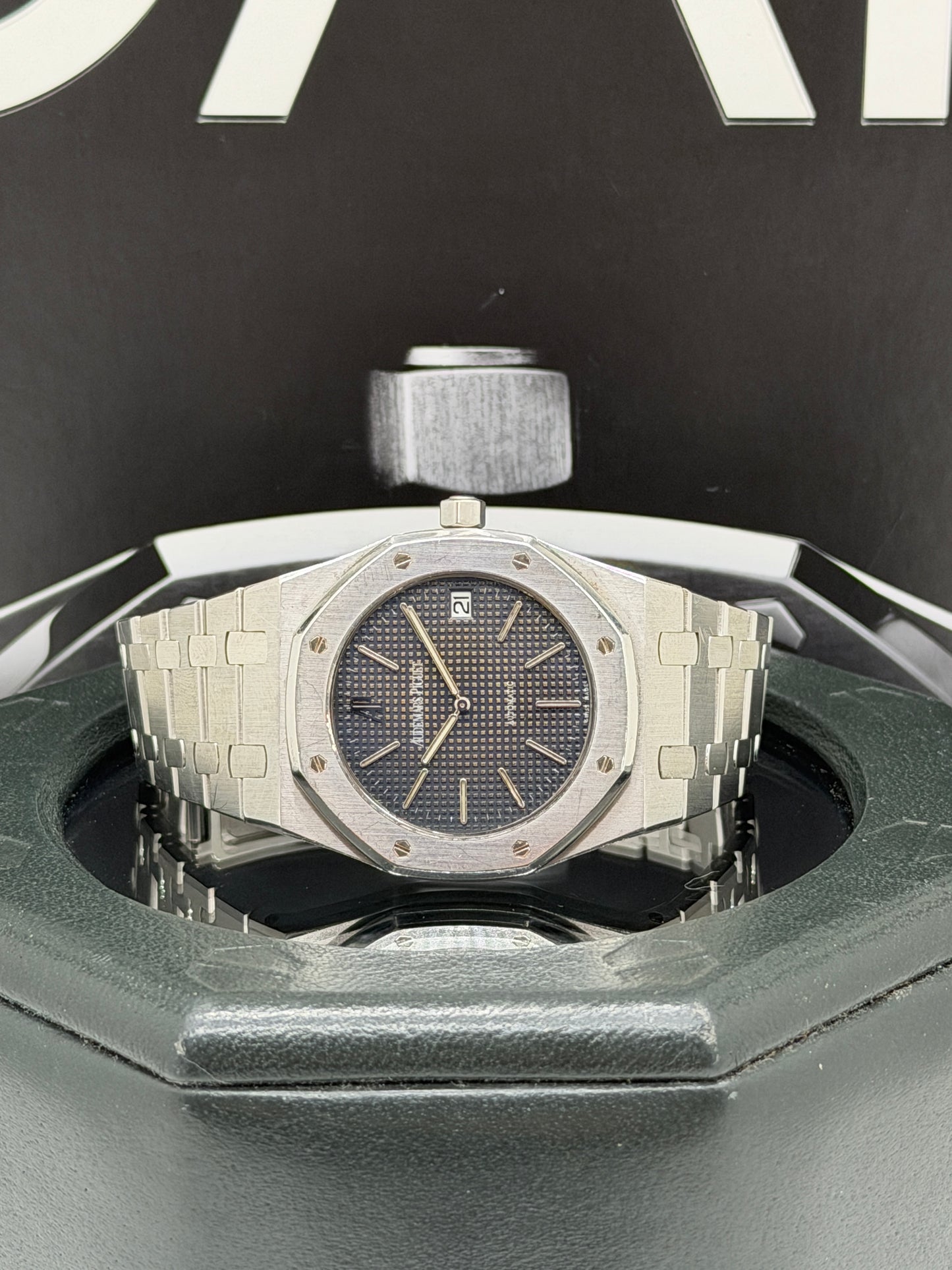 Audemars Piguet Royal Oak Jumbo 39mm - Blue Dial - Ref 15002ST.OO.0944ST.01 Extract From The Archives AP 2026 - Year 2026