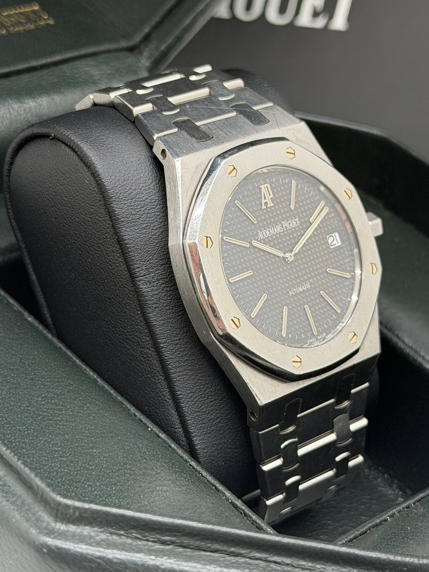 Audemars Piguet Royal Oak Jumbo 39mm - Blue Dial - Ref 15002ST.OO.0944ST.01 Extract From The Archives AP 2026 - Year 2026
