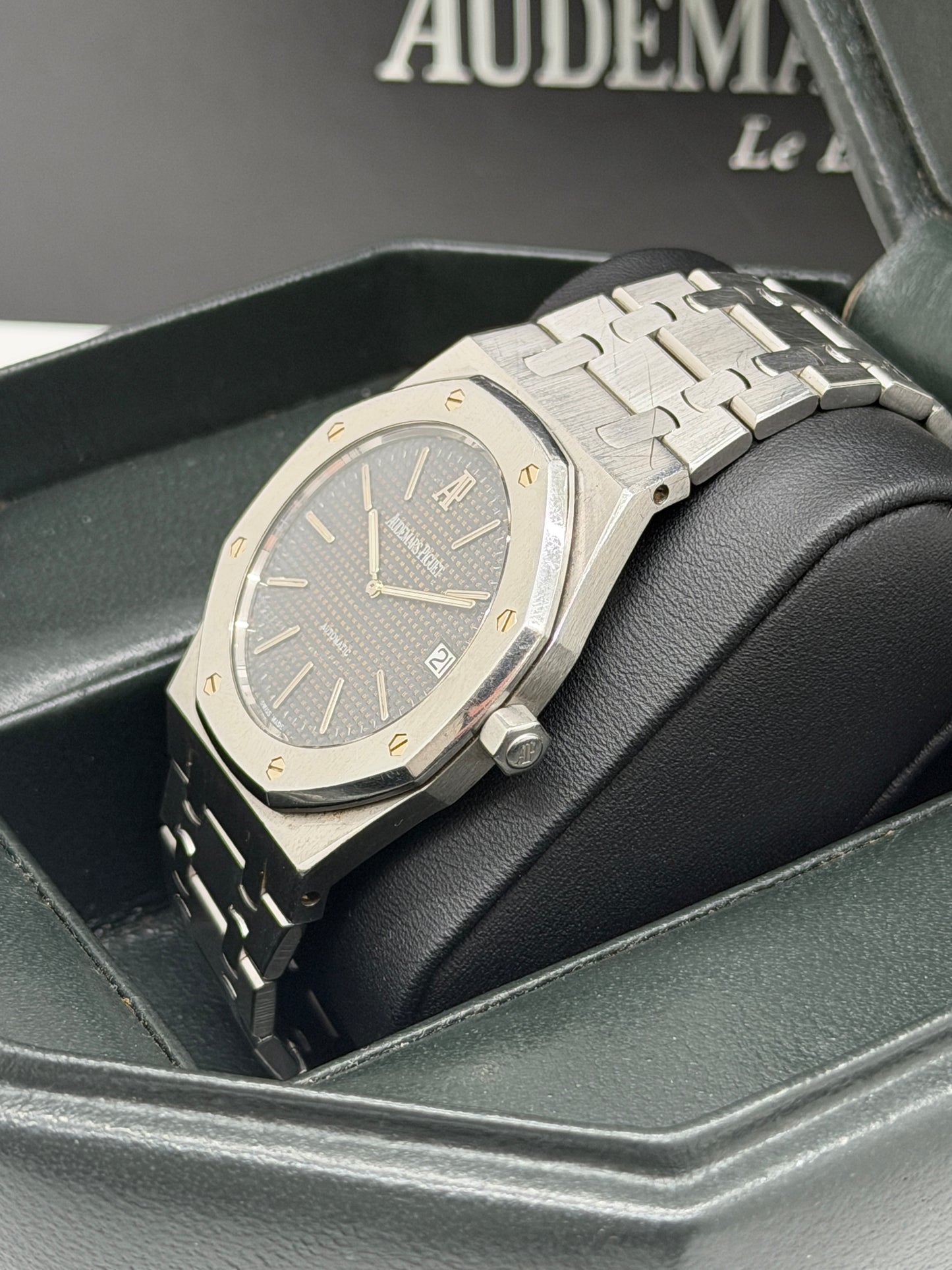 Audemars Piguet Royal Oak Jumbo 39mm - Blue Dial - Ref 15002ST.OO.0944ST.01 Extract From The Archives AP 2026 - Year 2026