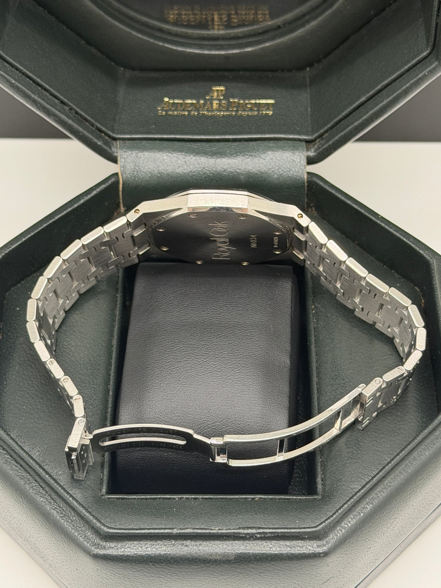 Audemars Piguet Royal Oak Jumbo 39mm - Blue Dial - Ref 15002ST.OO.0944ST.01 Extract From The Archives AP 2026 - Year 2026