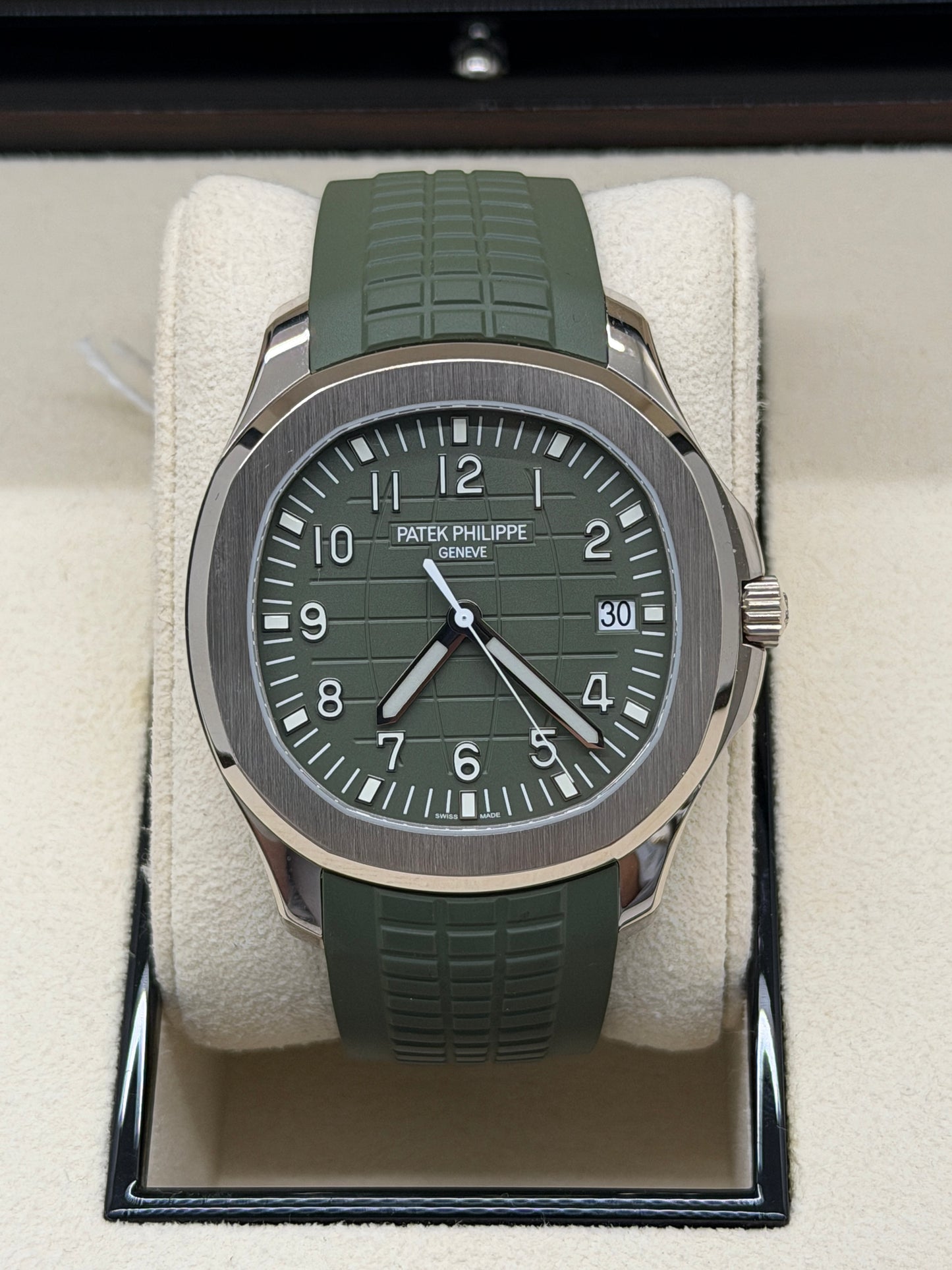 Patek Philippe Aquanaut Green Dial - White Gold Ref 5168G-010 - Year 2022