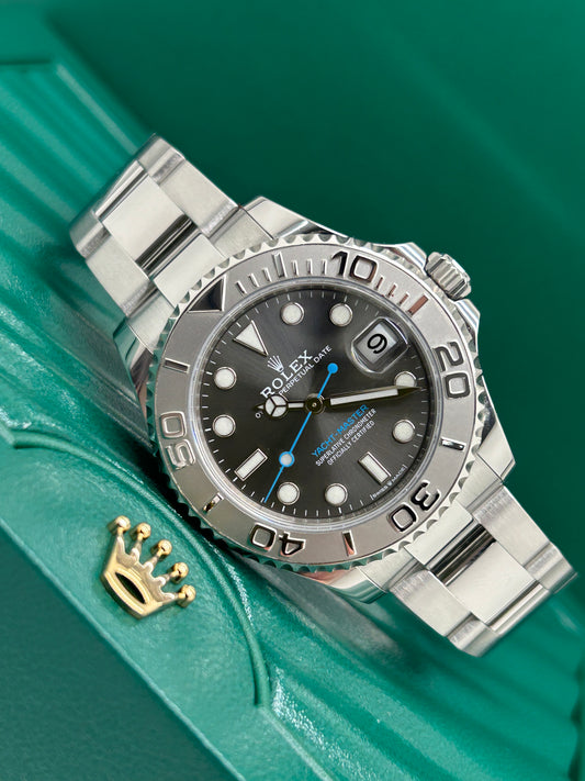 Rolex Yacht-Master 37mm - Rhodium Dial - Ref. 268622 - Like New 2023