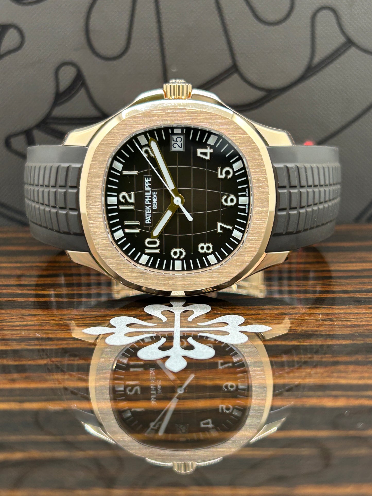 Patek Philippe Aquanaut - Brown Dial - 18kt Rose Gold - Ref. 5167R-001 - Year 2018 - ITA