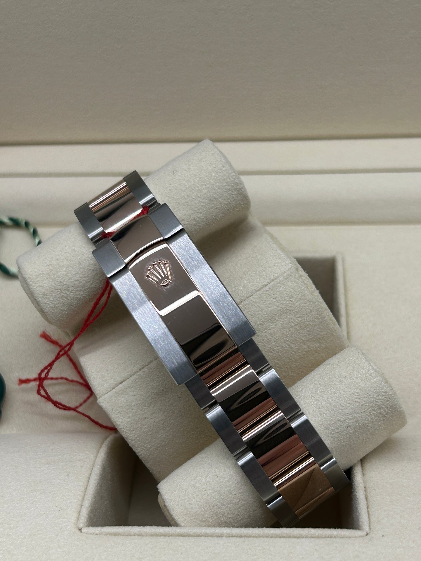 Rolex Datejust 41 - 18kt Rose Gold - Sundust Dial - Ref 126331 - New 2024