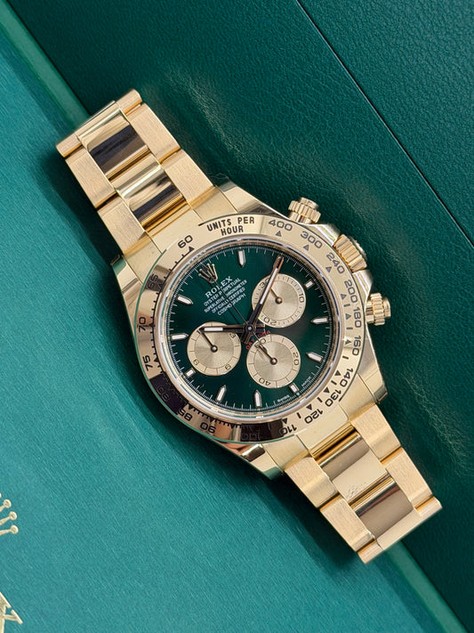 Rolex Daytona Cosmograph Daytona Green Dial - 18Kt Yellow Gold - New 2026 Ref 126508