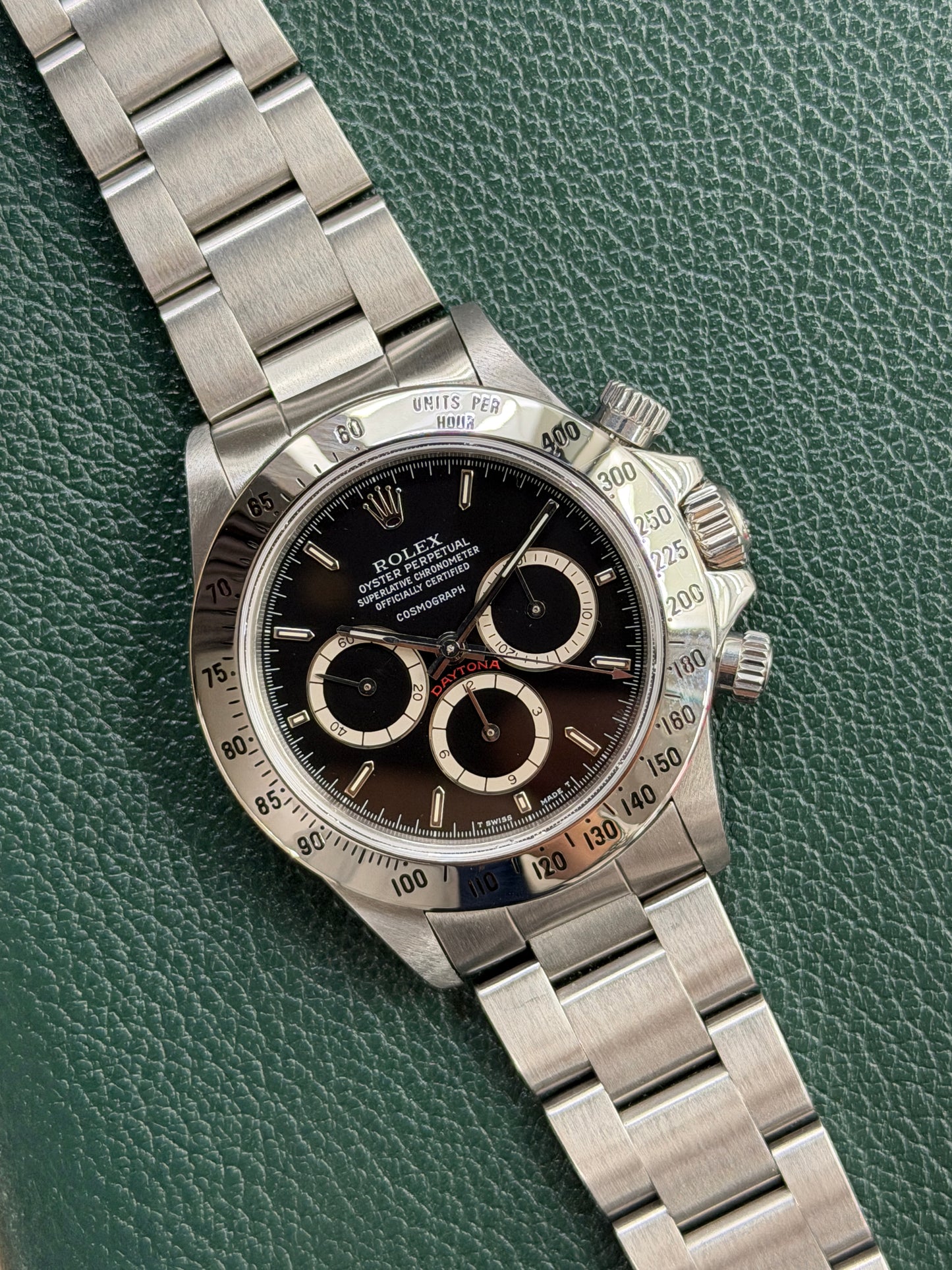 Rolex Daytona "El Primero" - Floating Black Dial - 225 Scale - SER L Ref 16520 - Year 1989