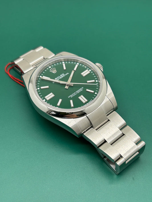 Oyster Perpetual 41 - Green Dial - Ref 124300 - Year 2021