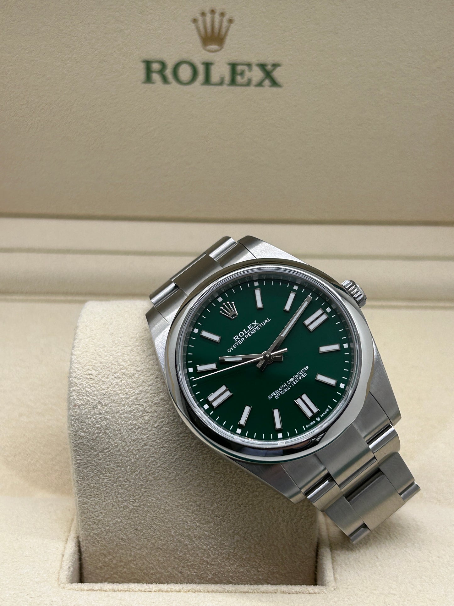 Oyster Perpetual 41 - Green Dial - Ref 124300 - Year 2023