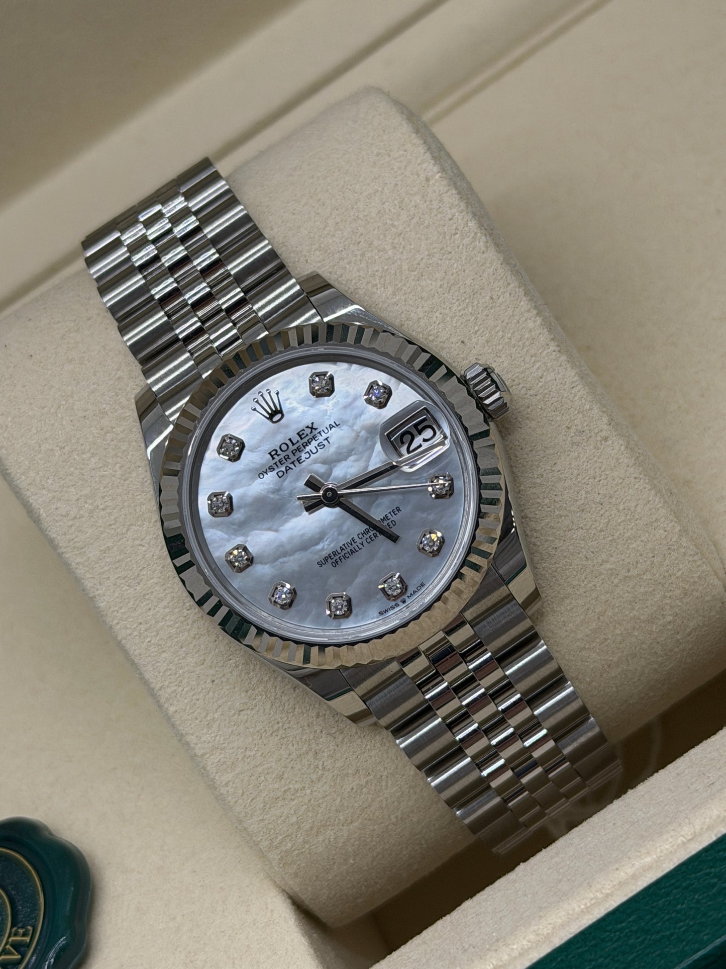 Rolex Datejust 31 - MOP Diamond Dial - Ref 278274 - New 2026