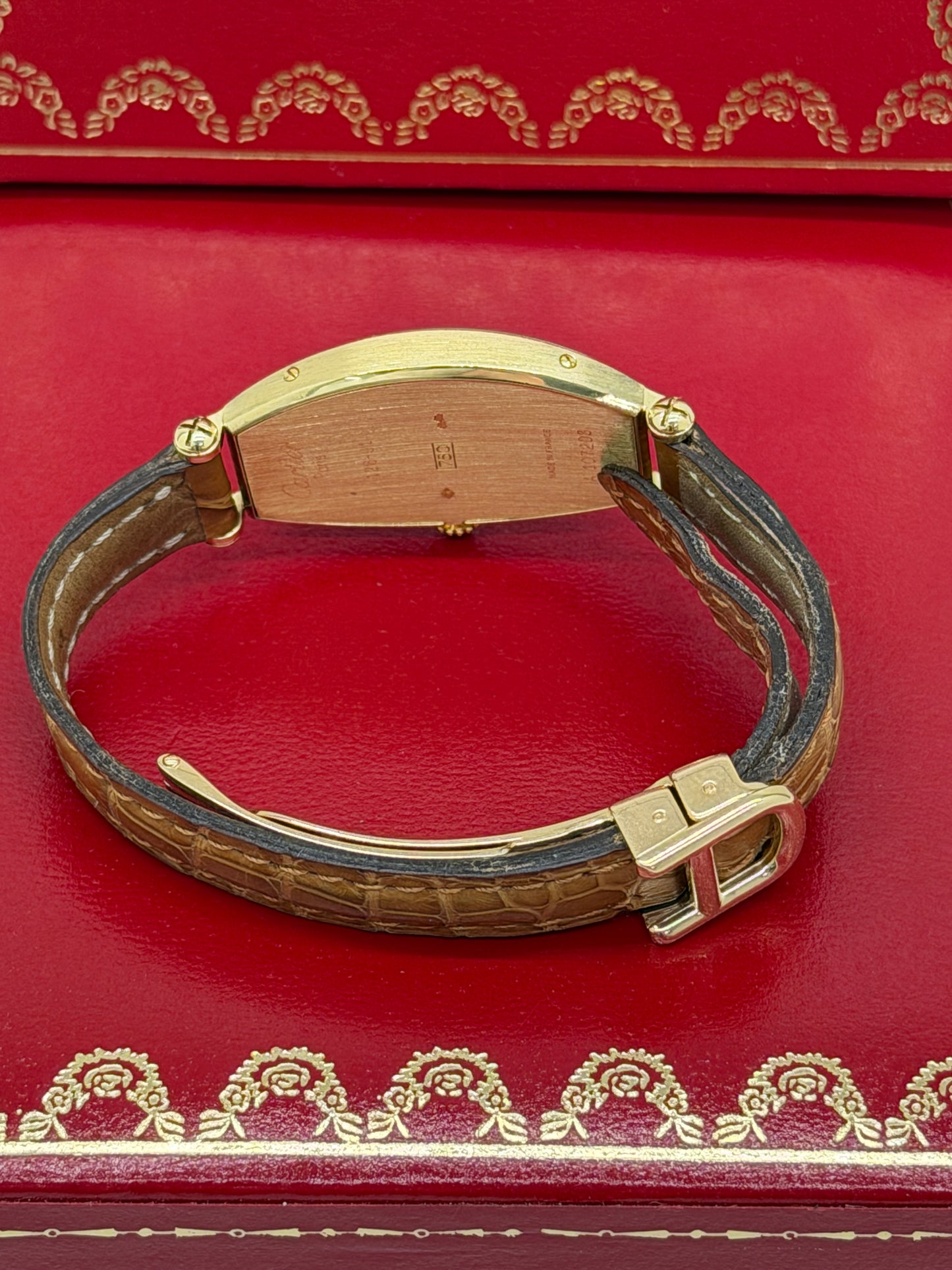 Cartier Tonneau Paris Yellow Gold - Manual - 39 x 21