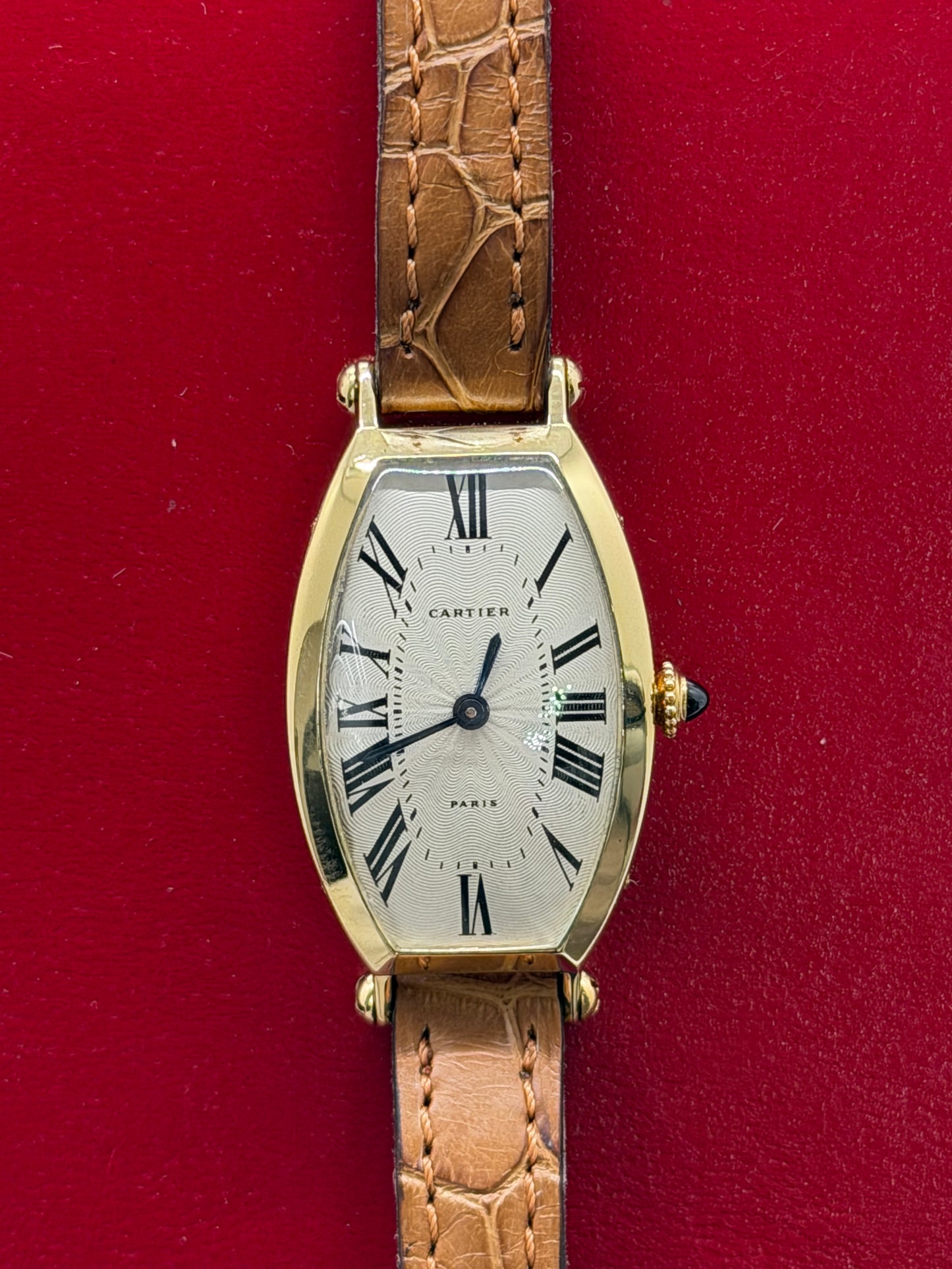 Cartier Tonneau Paris Yellow Gold - Manual - 39 x 21