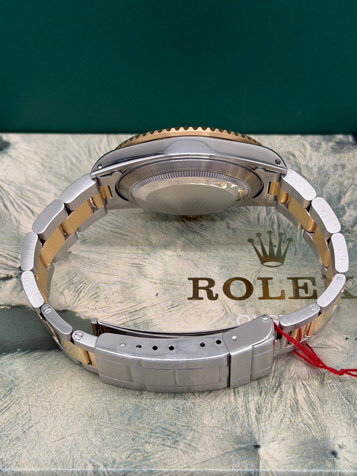 Rolex Submariner Date Blue Dial - Yellow Gold & Steel - Ref 16613 - Year 1990