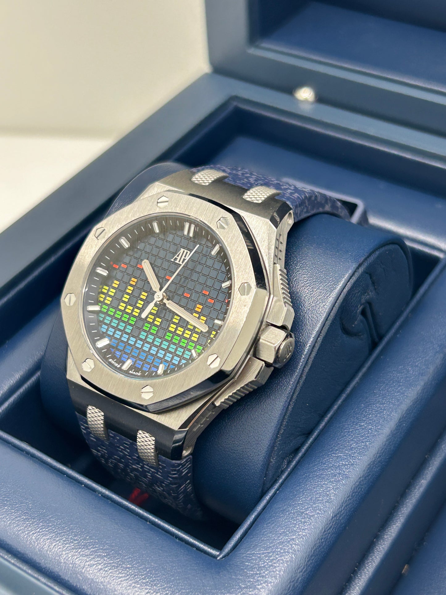 Audemars Piguet Royal Oak Offshore Selfwinding - Music Edition 37mm Limited Edition 500pz - Ref 77600TI.OO.A343CA.01 - Year 2022