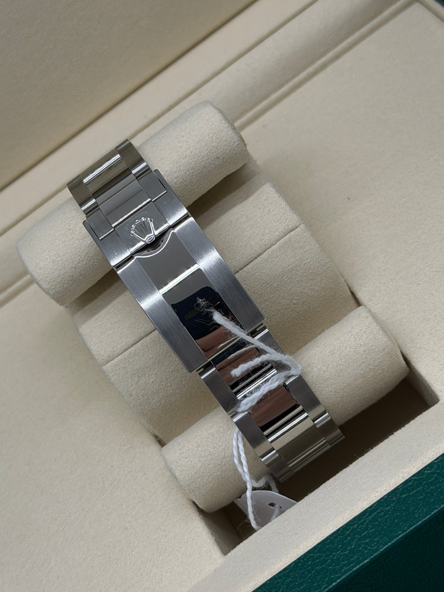 Rolex Yacht Master - Rhodium Dial - Ref 126622 - Like New 2026