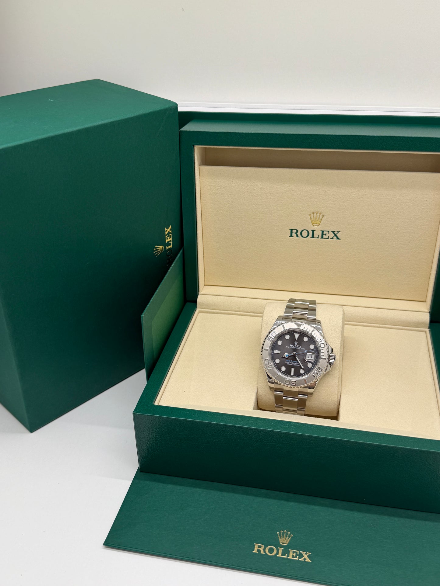 Rolex Yacht Master - Rhodium Dial - Ref 126622 - Like New 2026