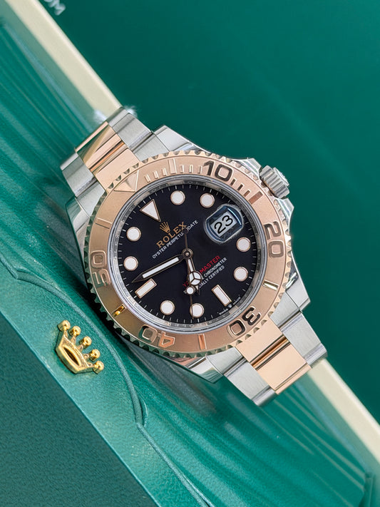 Rolex Yacht-Master 40 - 18Kt Rose Gold & Steel - Black Dial- Ref 126621 - Year 2023
