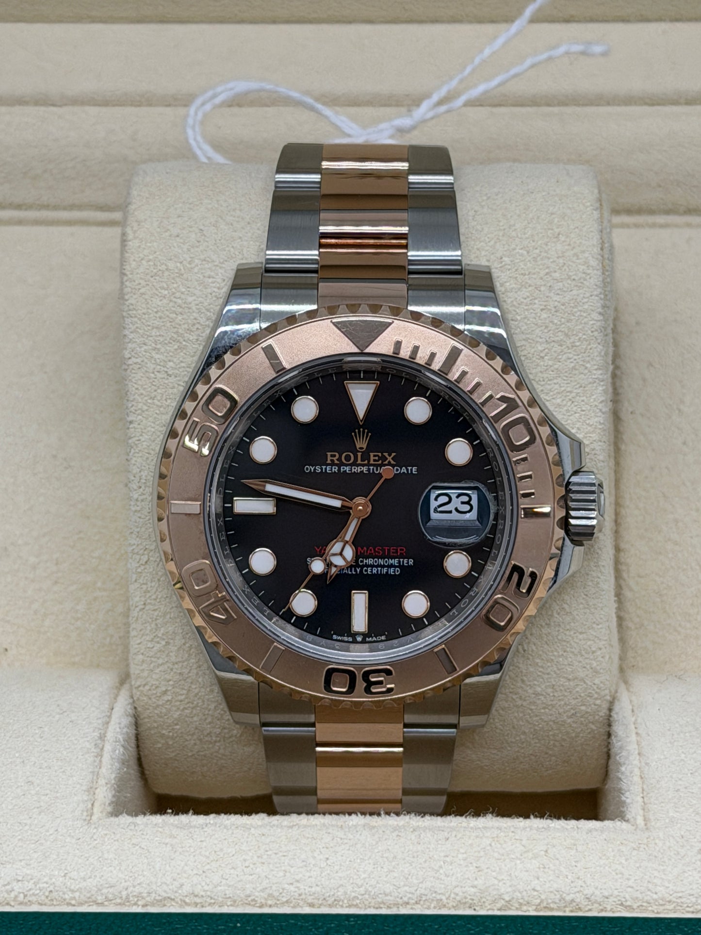 Rolex Yacht-Master 40 - 18Kt Rose Gold & Steel - Black Dial- Ref 126621 - Year 2023